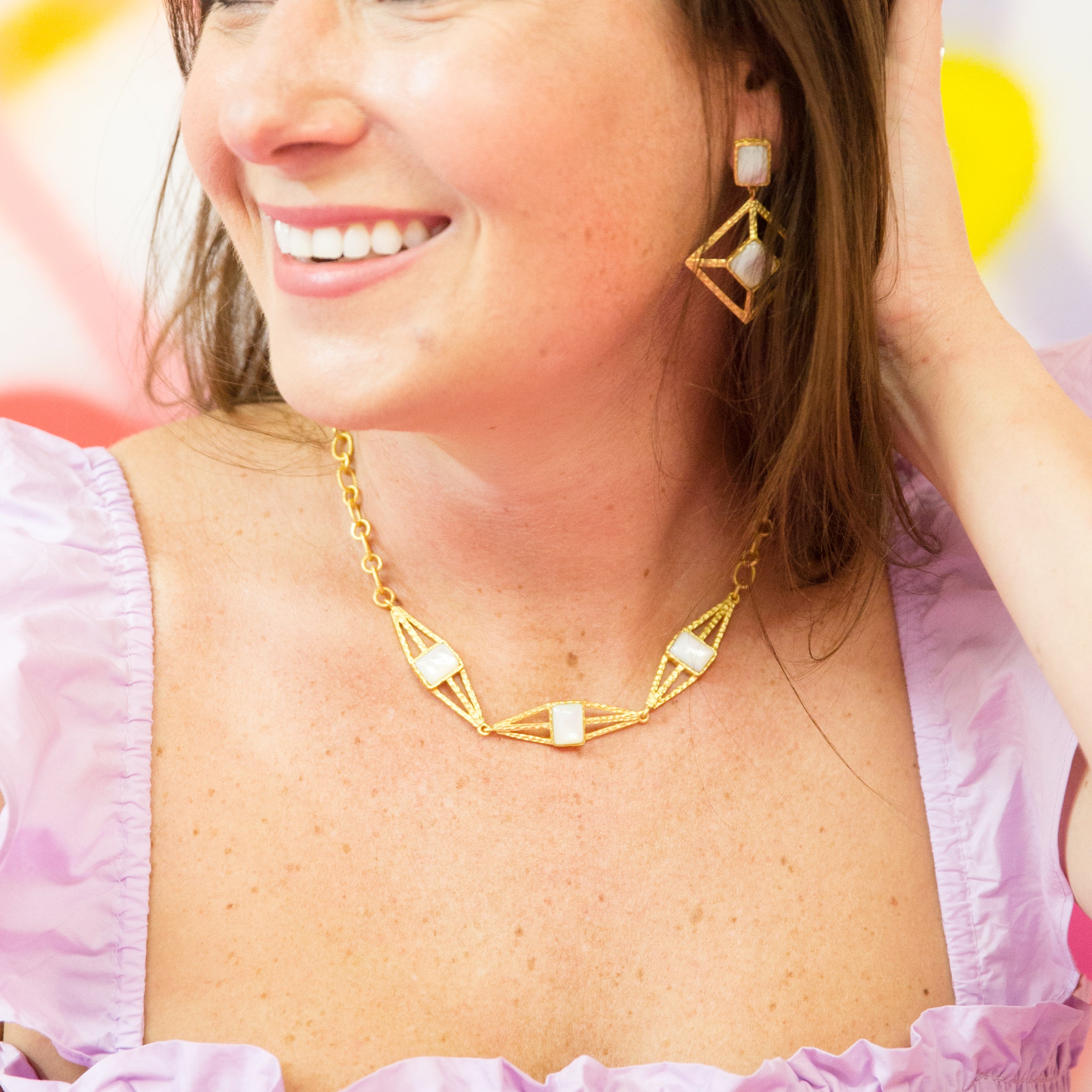 Necklaces for Necklines: Pairing the Perfect Necklace with Different Necklines