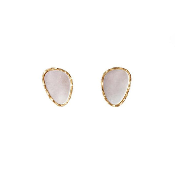 Stud Earrings - Pearl