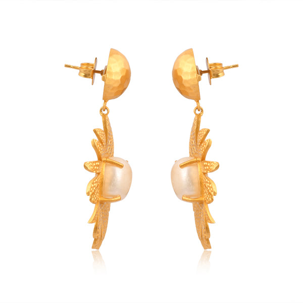 Anemone's Charm Drop Earrings - Pearl