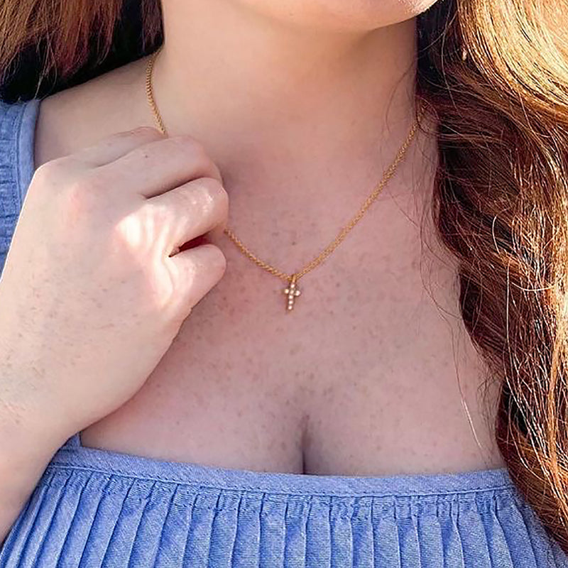19 Cute, Dainty Necklaces to Shop in 2022