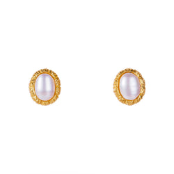 Vicky Stud Earrings - Pearl